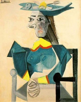 1942 Oil Painting - Femme assise au chapeau poisson 1942 Cubism